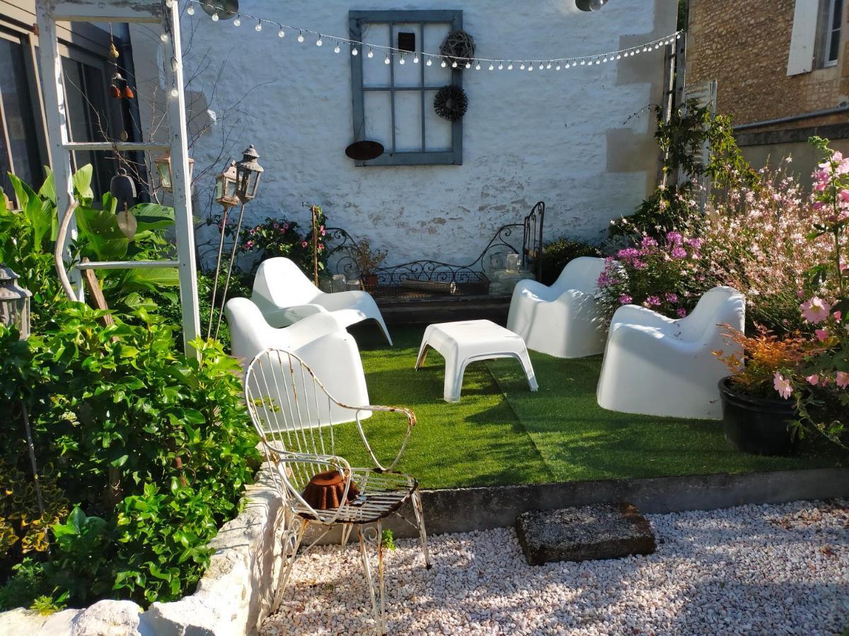 Agreable Chambre Cosy Tonnay-Charente Bagian luar foto